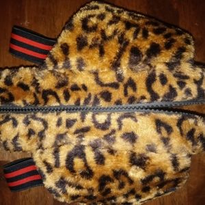 Leopard slippers Sz:10W NWOT!